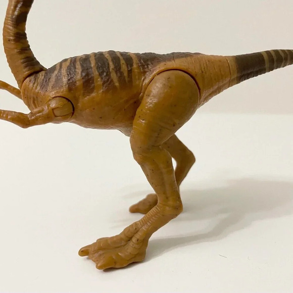Jurassic World Battle Damage Dinosaur Action Figure - Picture 12 of 16